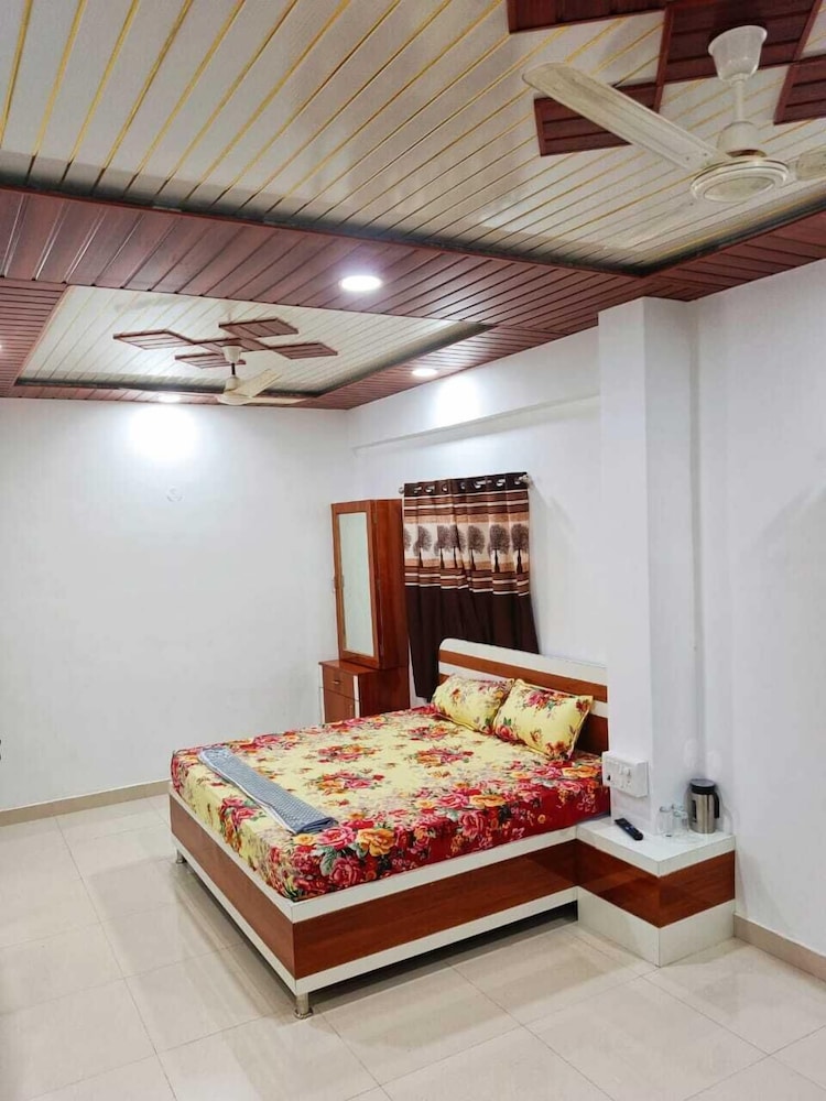 Deluxe Room, Balcony, Valley View