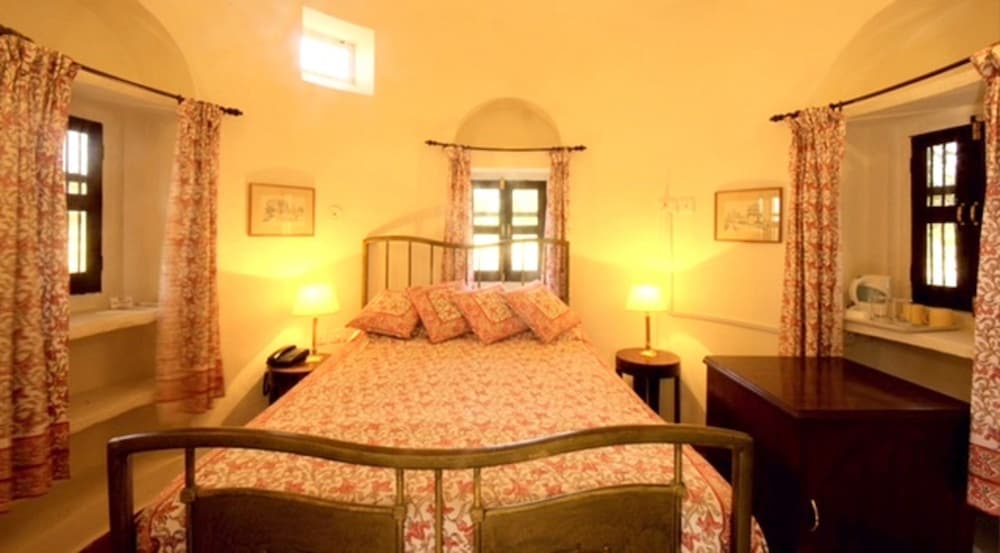 Deluxe Room (Garden View) - Photo 5