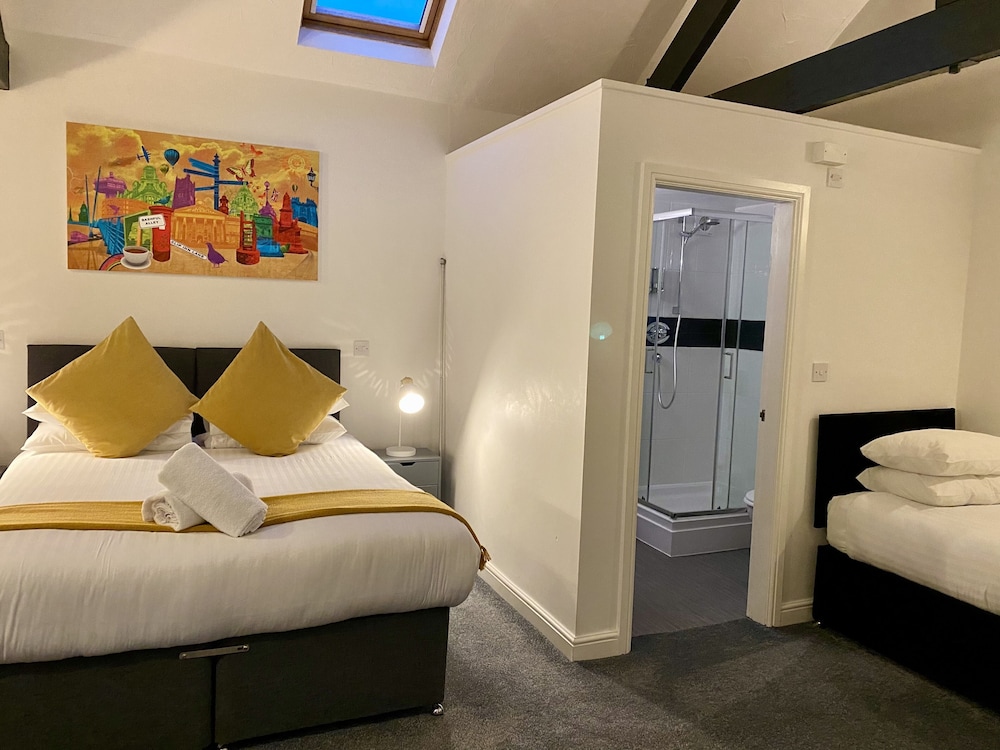 Double or Twin Room photo 3
