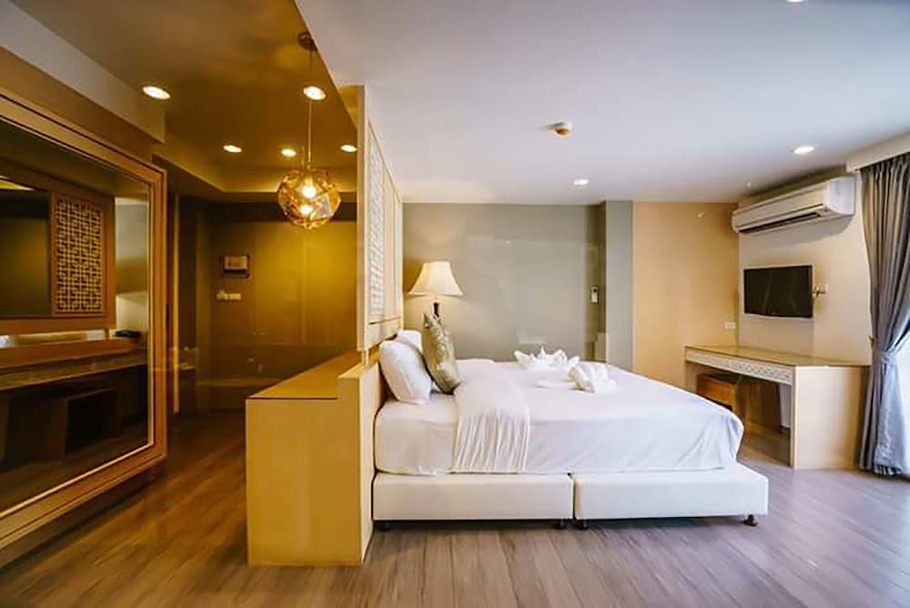Grand Deluxe Room photo 2