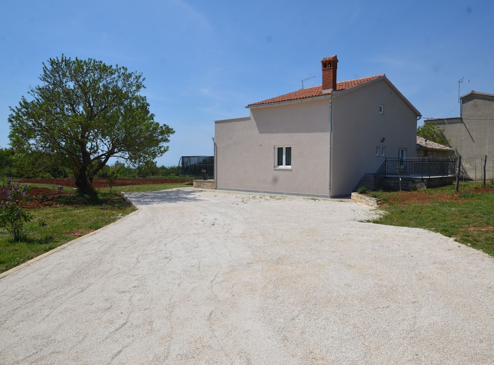 Apartment (Two Bedroom Apartment with Terrace)