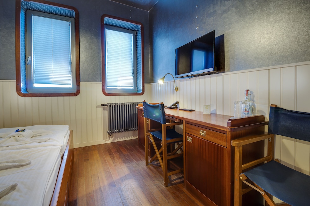 Double Room Single Use photo 1