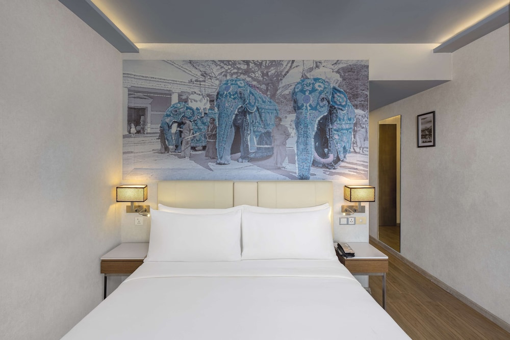 Premium Room - 15% Discount on Food and Soft Beverages photo 3