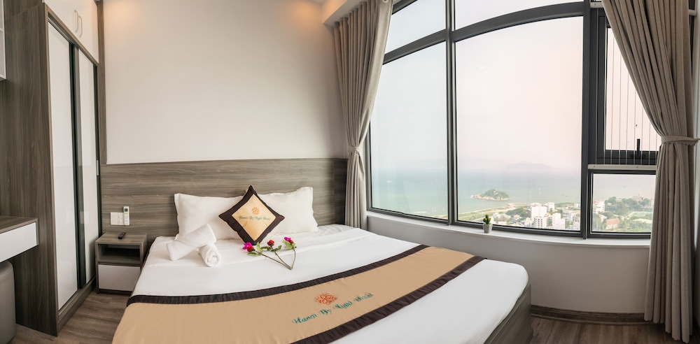 Premier Apartment, Beach View, Beachfront