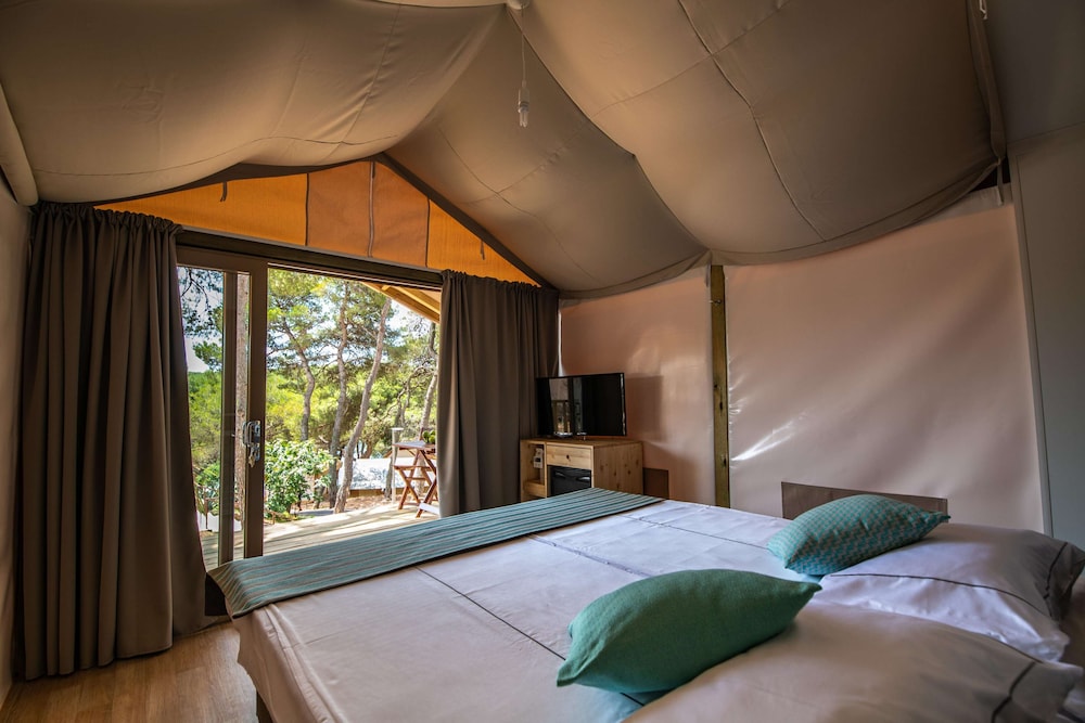 Mini Lodge