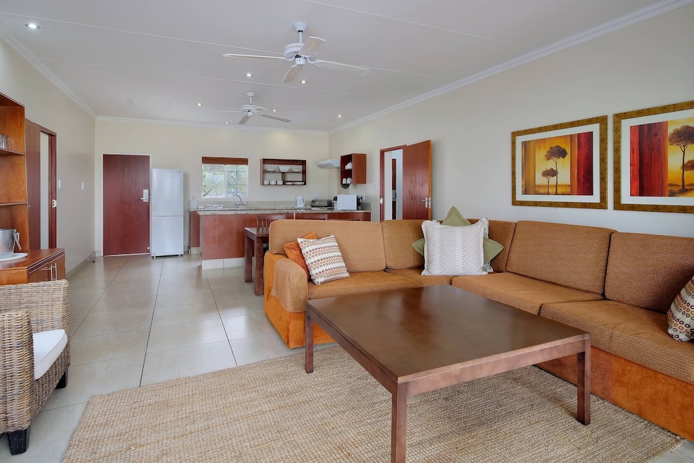 Chalet, 1 Double Bed, Golf View - Photo 1