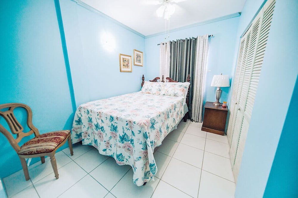 Signature Suite, Multiple Beds, Patio, Garden View photo 3