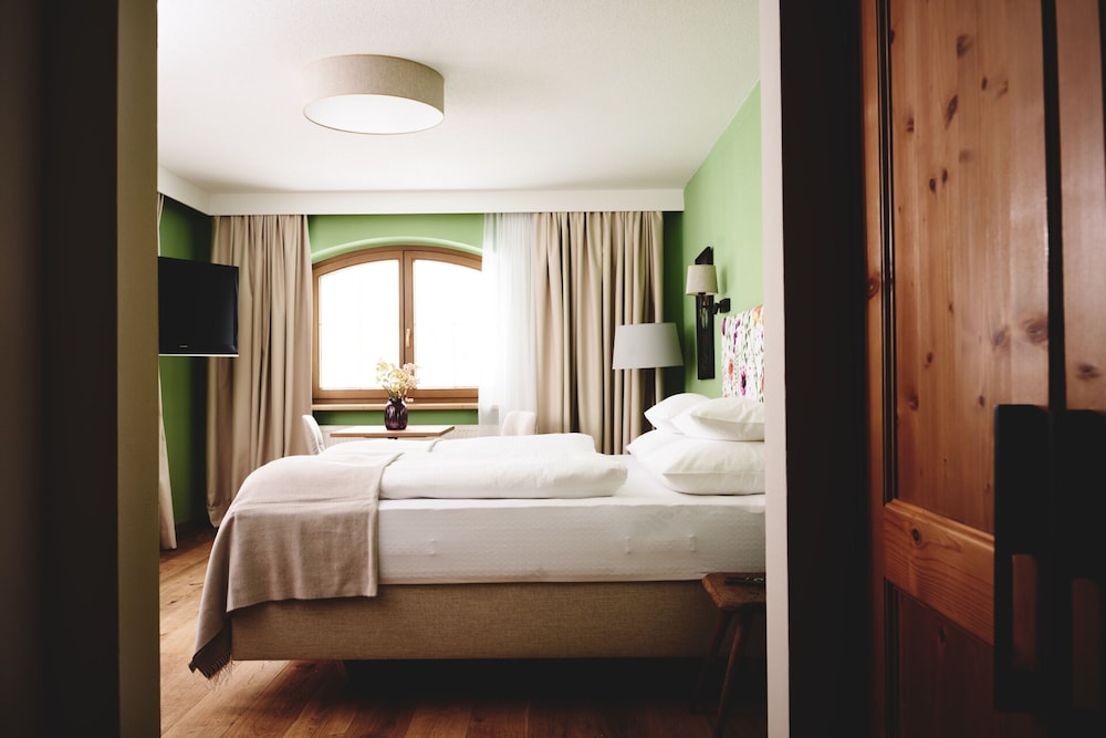 Family Studio Suite