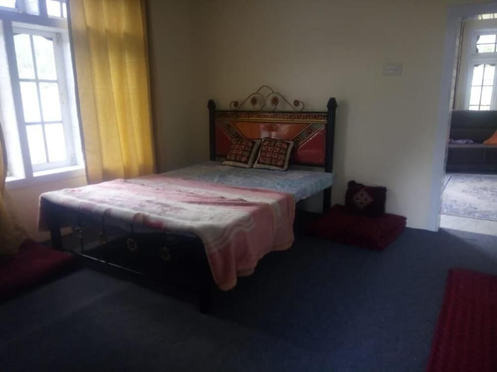 Standard Double Room - Photo 3
