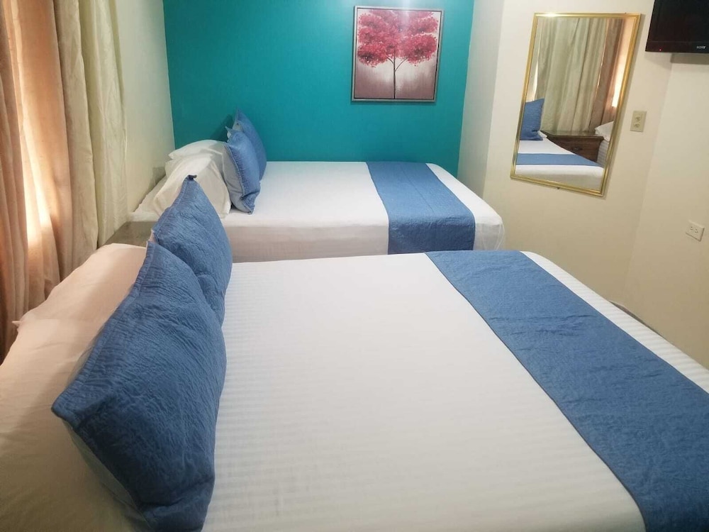 Standard Double Room, 2 Queen Beds photo 1
