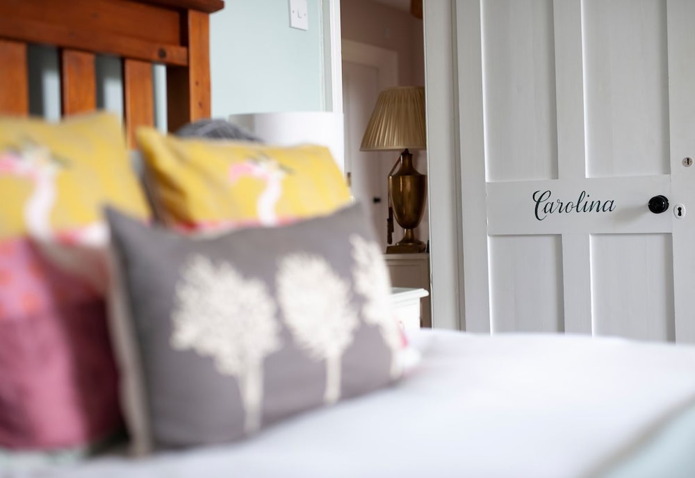 Double Room, Garden View (Private External Bathroom, Carolina) photo 2