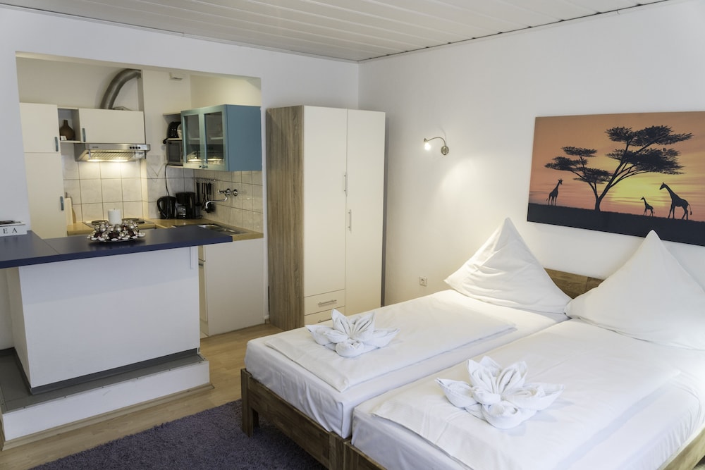 Comfort Double or Twin Room (2. OG Nr.2) photo 2