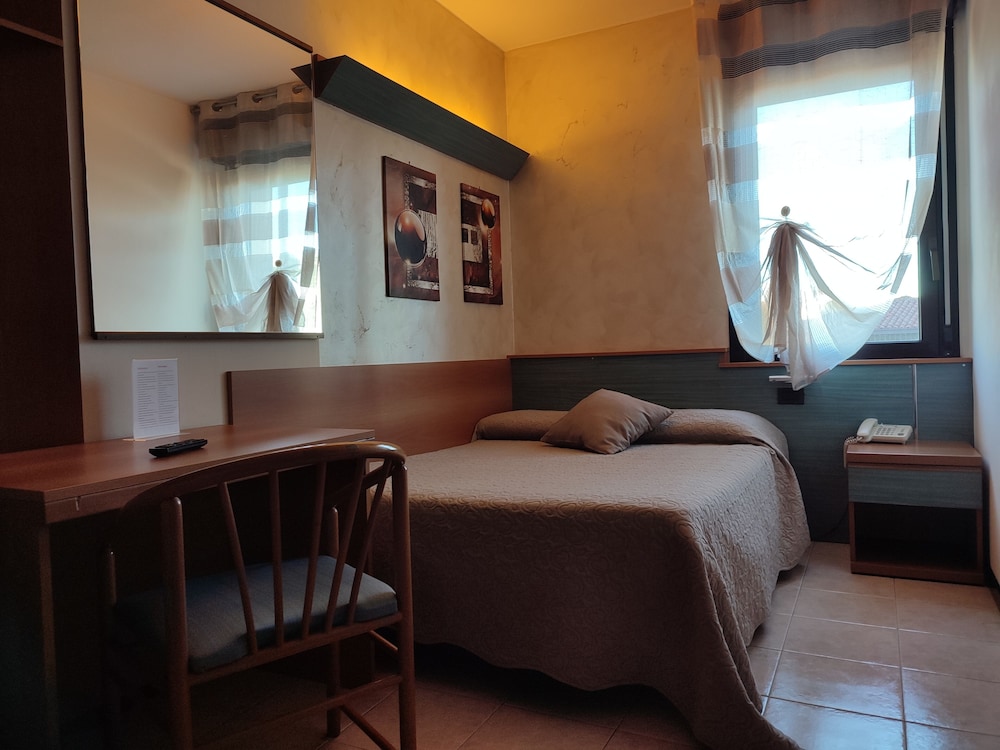 Economy Single Room photo 1