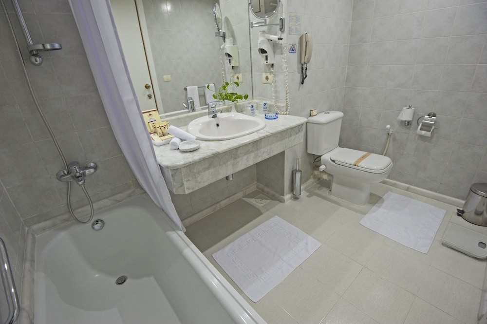 Standard Double Room, Sea View - Photo 6