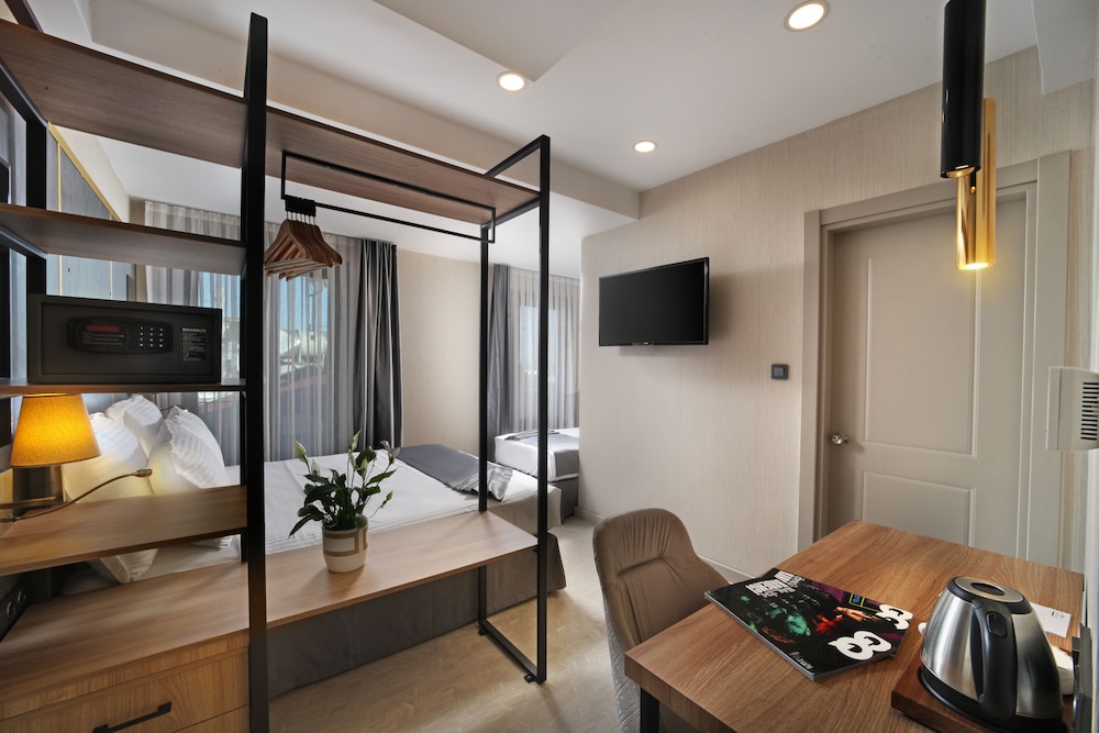 Superior Triple Room photo 1