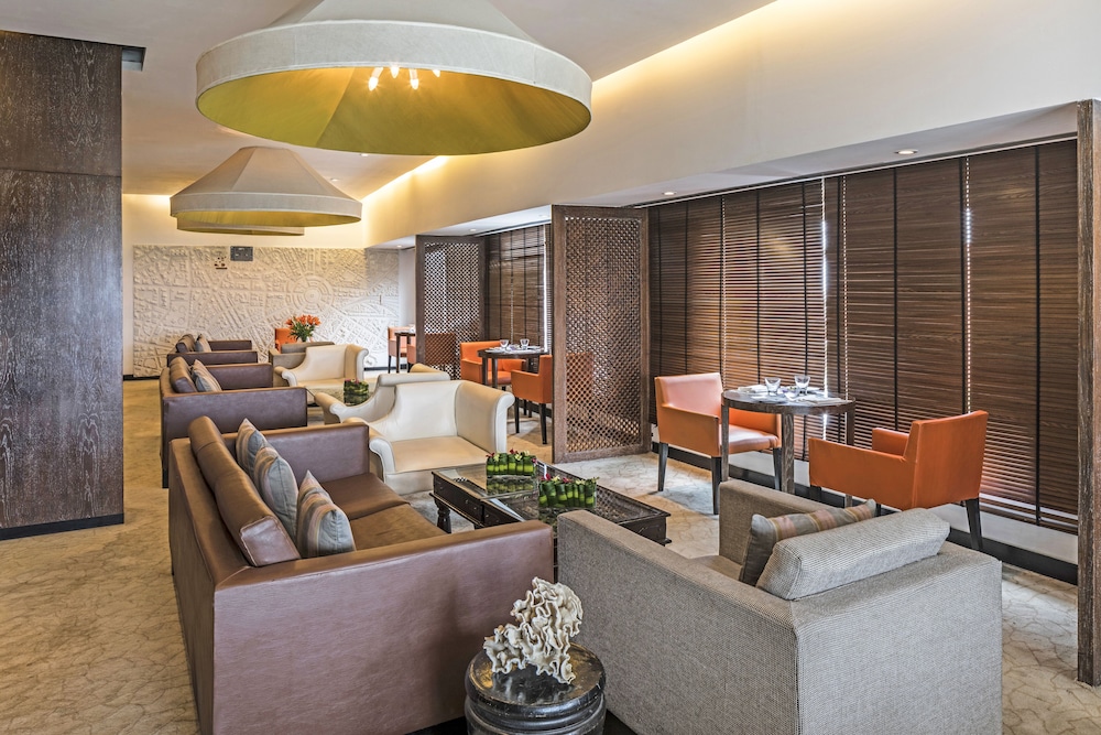 Deluxe Suite - Photo 2