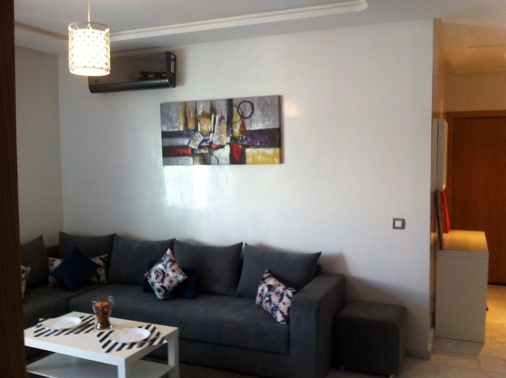 Deluxe Apartment photo 3