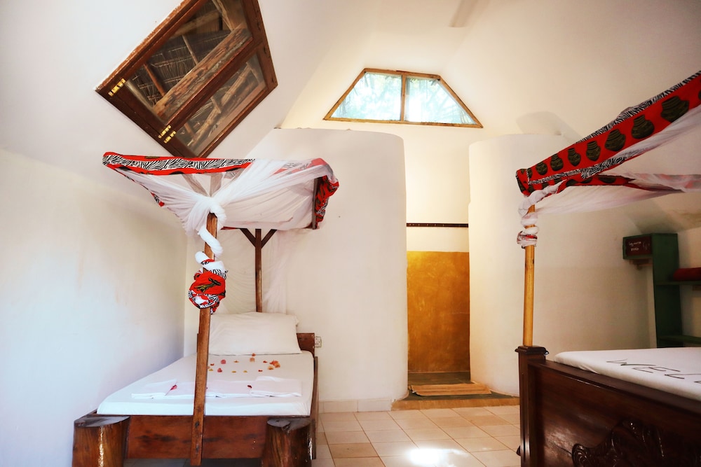 Family Triple Room, 2 Bedrooms, Garden View