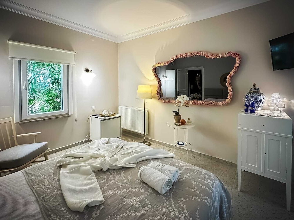 Basic Room, Non Smoking photo 3