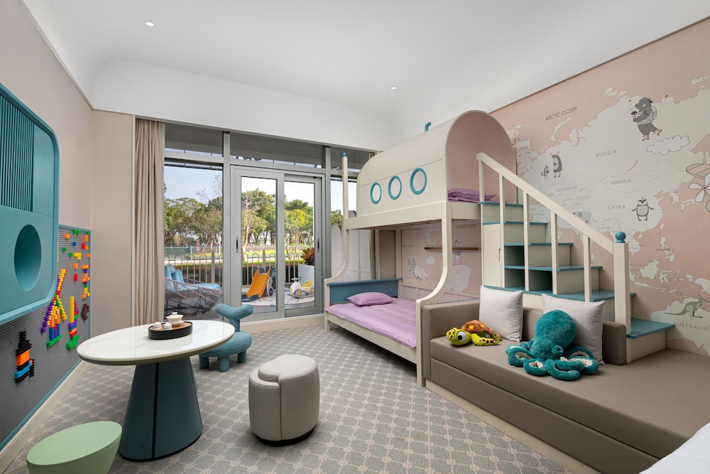 Deluxe Family Triple Room with Super Children's Paradise photo 1