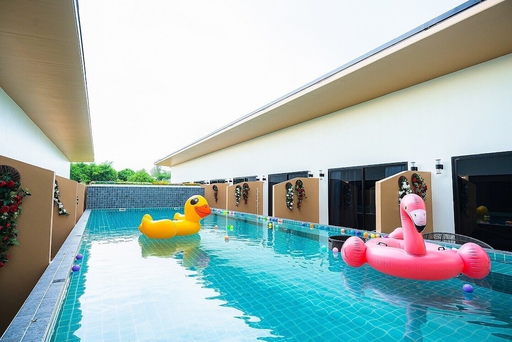 Deluxe Pool Villa - Photo 3