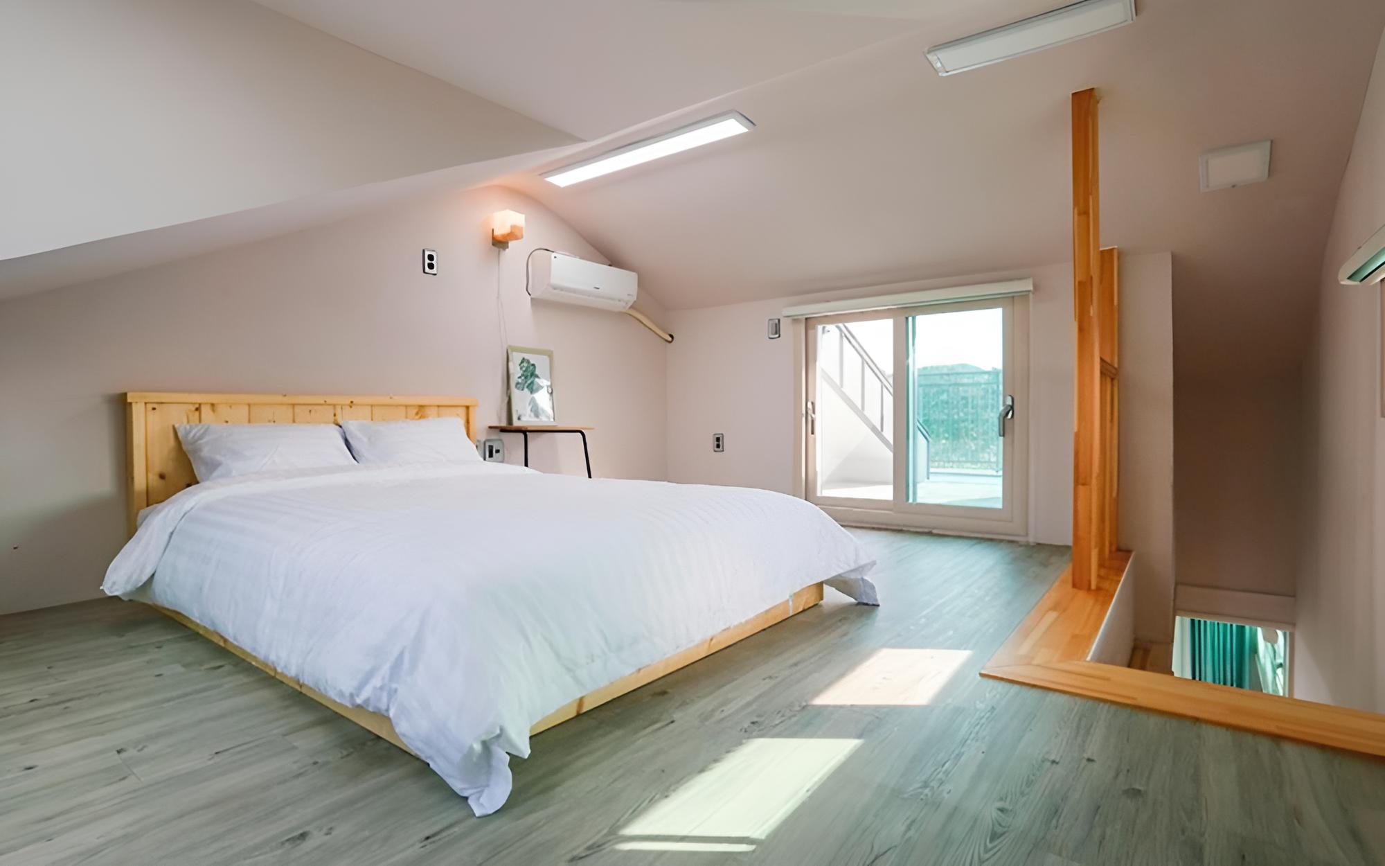 Room (Room 202 (Double bed Bed room)) photo 1