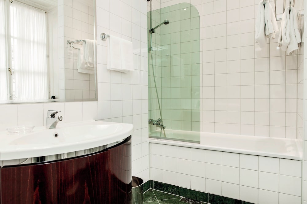 Junior Suite - Photo 14