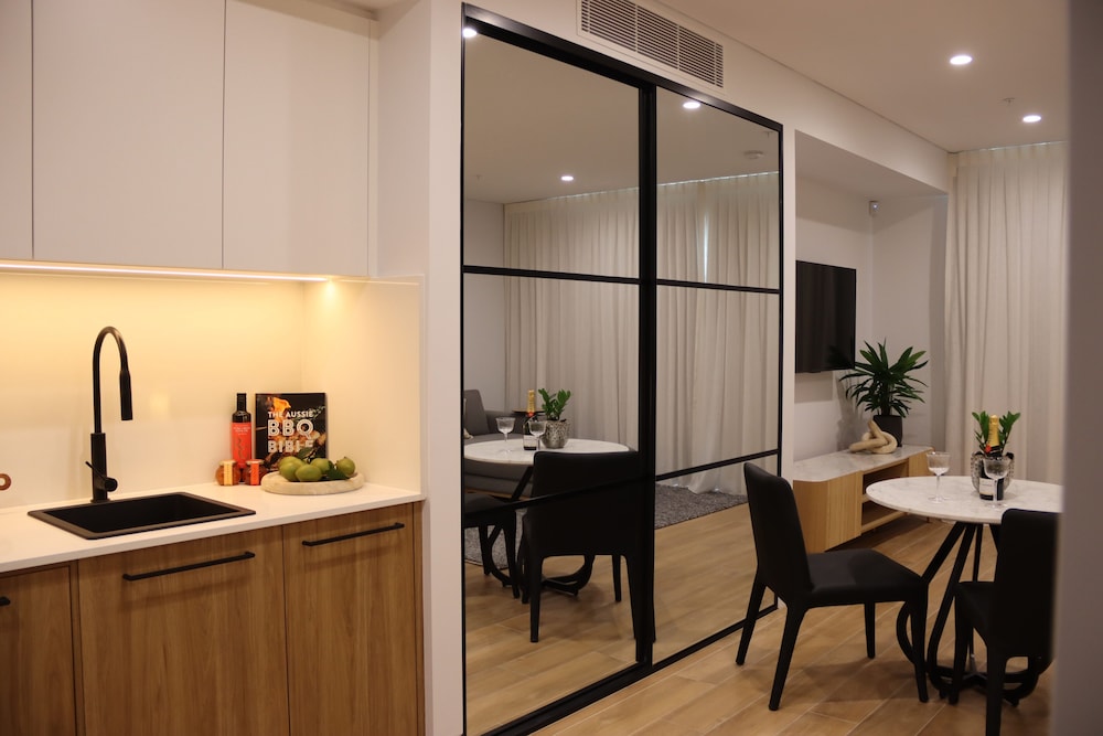 Deluxe Studio Suite, Beach View photo 3