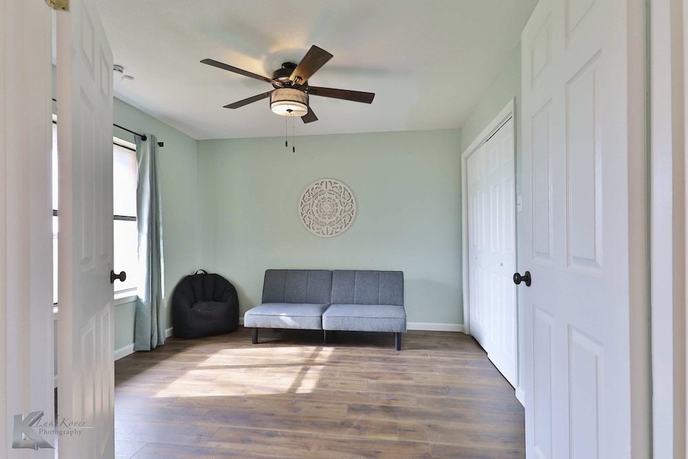 Premium House photo 1