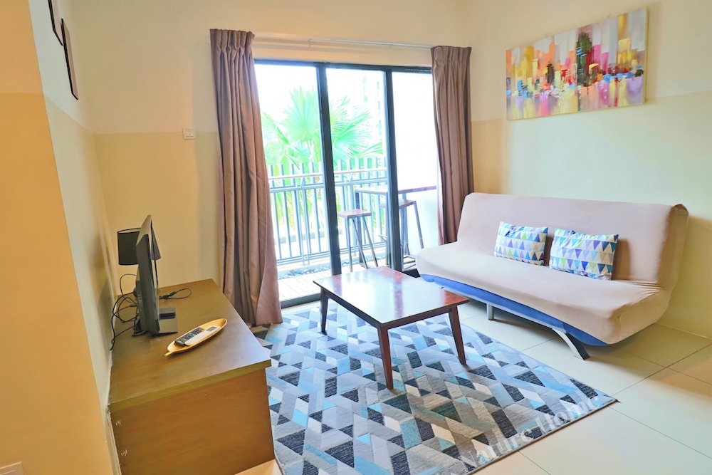 Standard Apartment, 2 Bedrooms, Pool View, Beachside - Photo 4