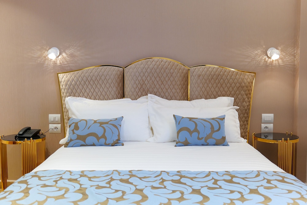 Deluxe Suite, Balcony