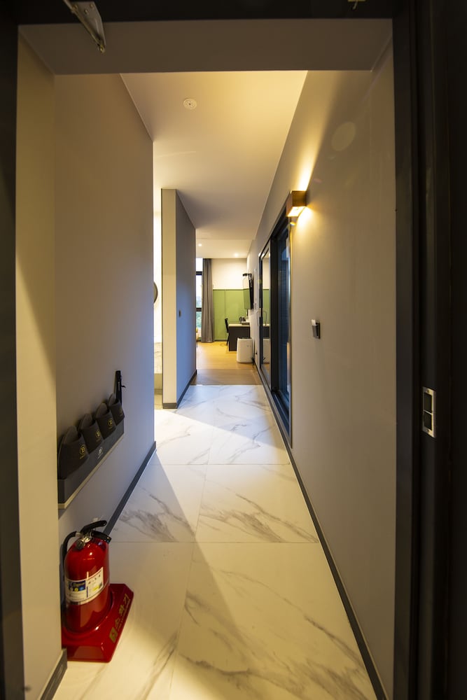 Deluxe Double, City View - Photo 3