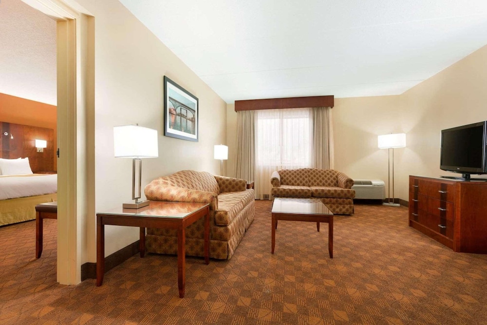 Suite, 1 Bedroom, Non Smoking photo 3