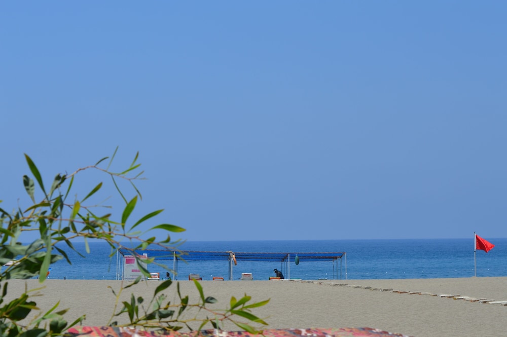 Standard Quadruple Room, 1 Bedroom, Balcony, Sea View photo 2