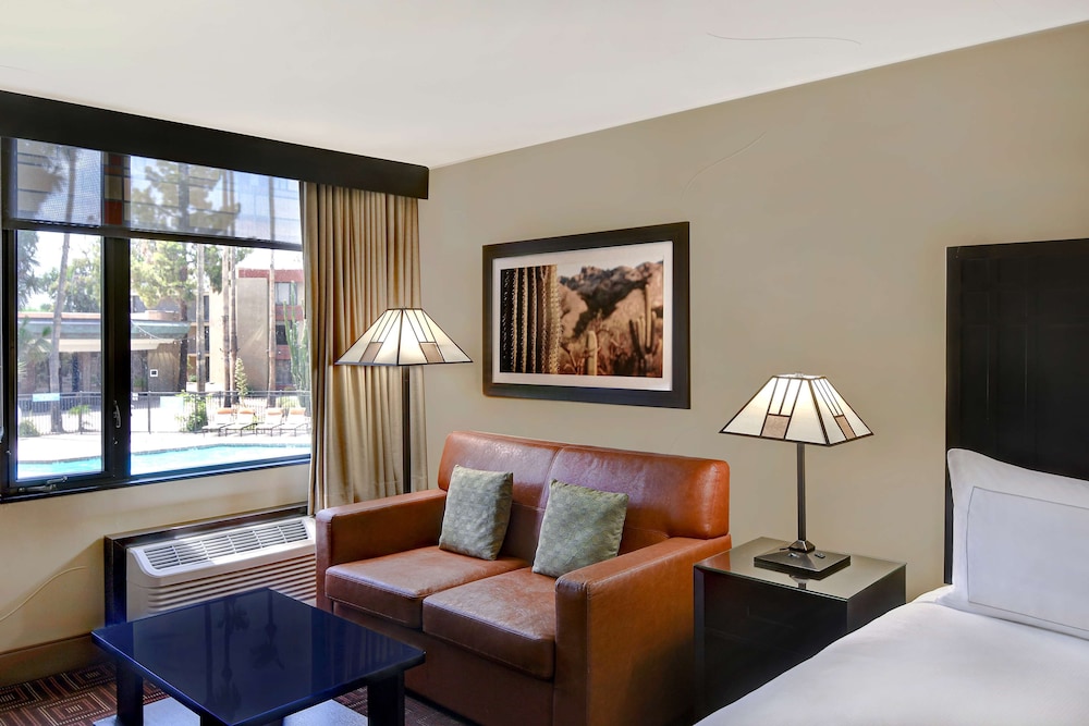 Presidential Suite, 1 King Bed, Non Smoking photo 1