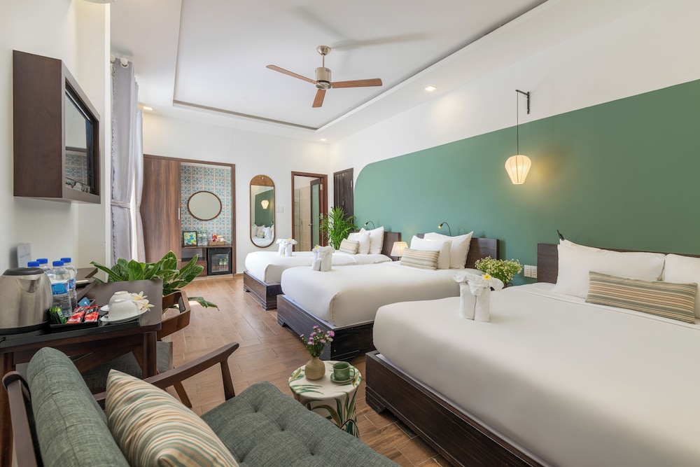 Volar Balcony Deluxe Family
