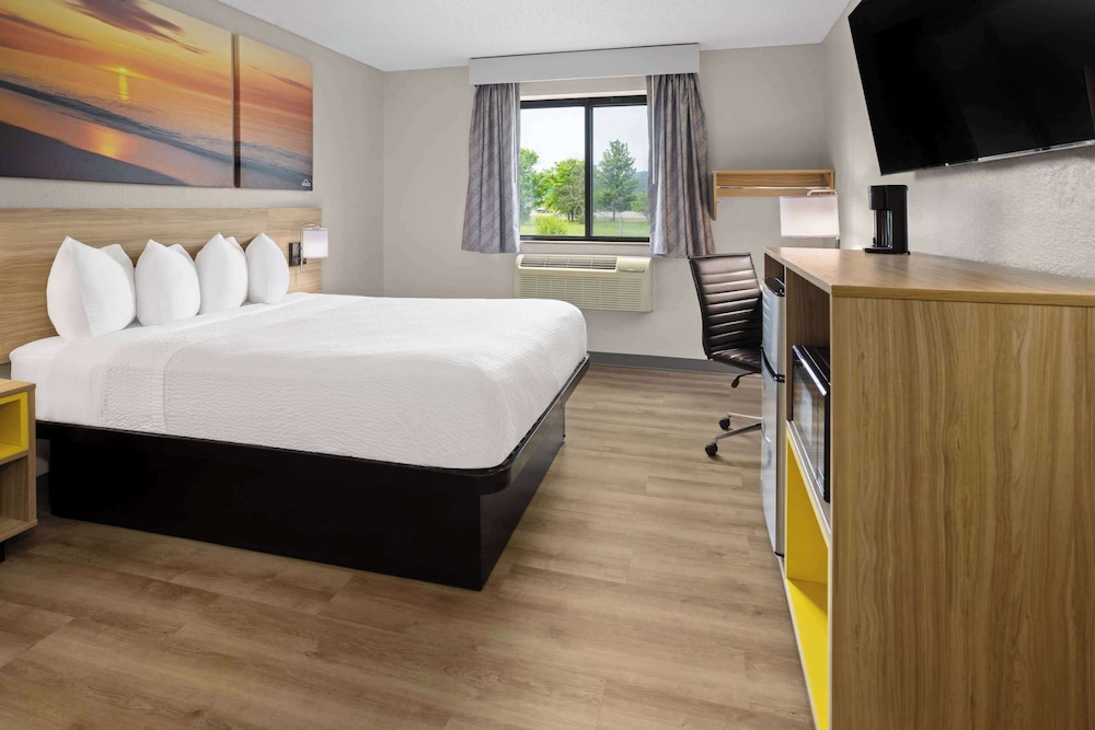 Double Room, Accessible - Photo 1
