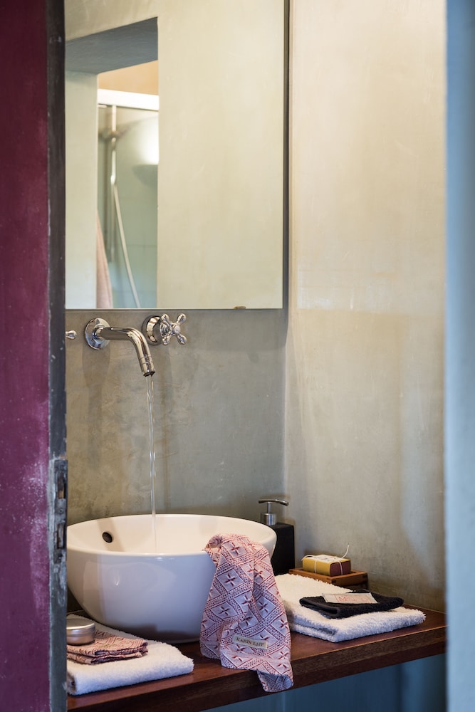 Exclusive Suite, 1 King Bed, Vineyard View photo 2