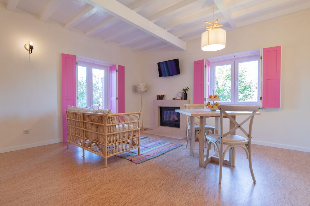 Urze House