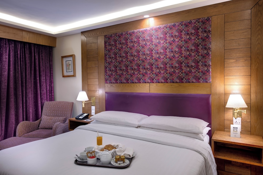 Standard Twin Room, Private Bathroom