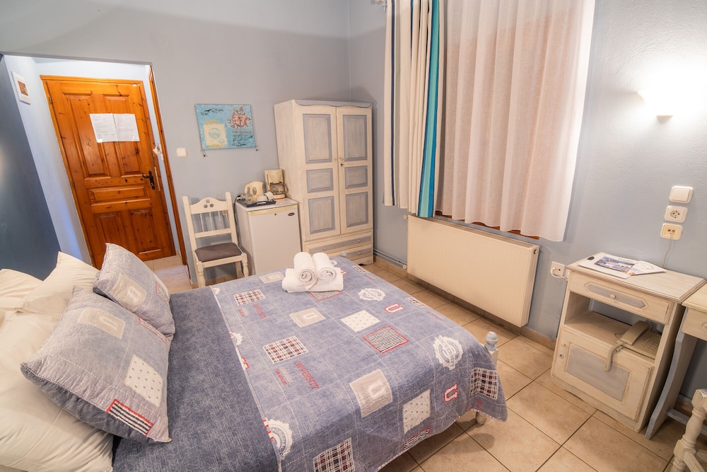 Superior Double Room, 1 Double Bed, Non Smoking, Pool View