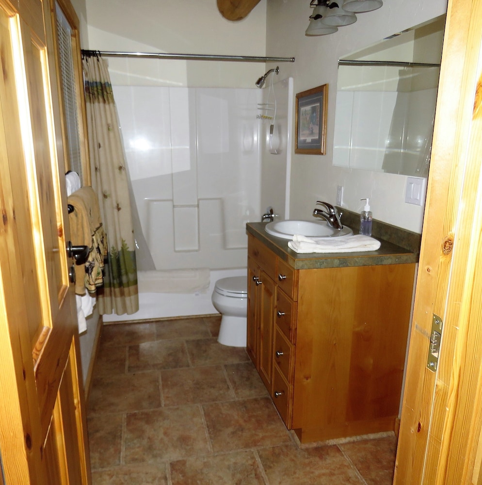 Triple Room, Multiple Beds, Non Smoking, Balcony photo 3