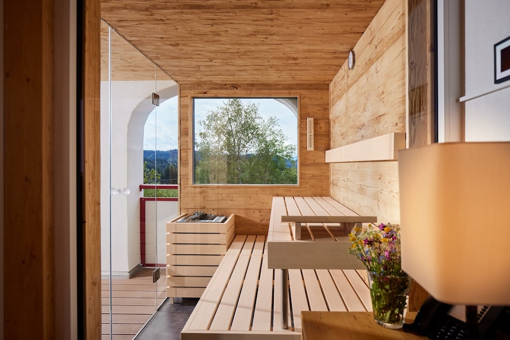 Luxury Suite, Sauna, Mountain View photo 2