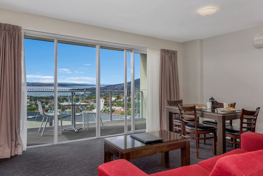 Standard One Bedroom Apartment - Harbour View - Photo 6
