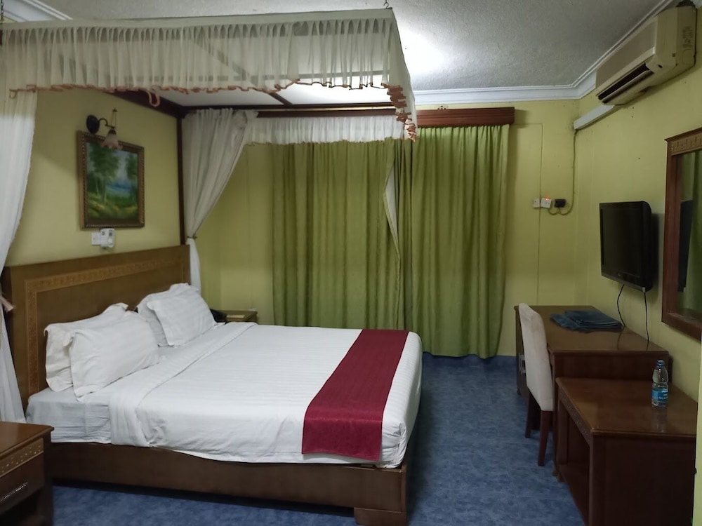 Executive Suite photo 1