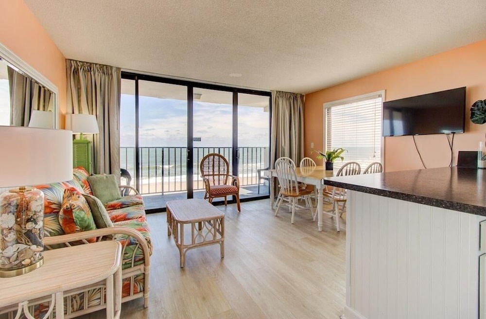 House, 2 Bedrooms