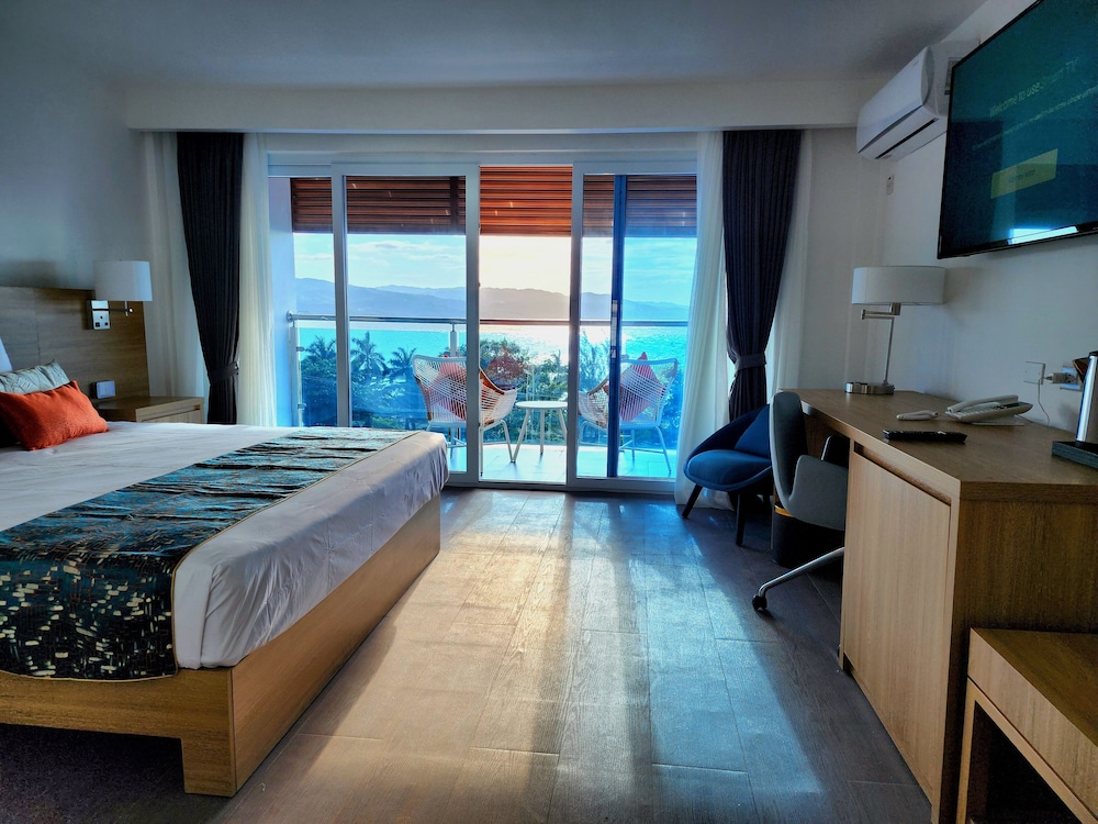 Superior Room, 1 King Bed, Non Smoking