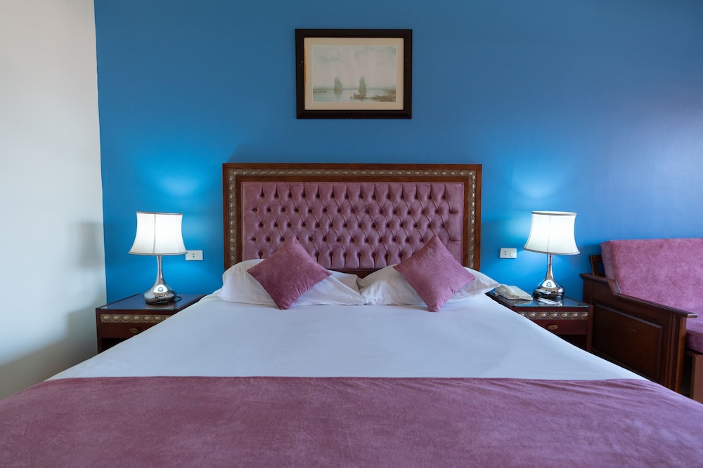 Standard Double or Twin Room - Photo 1