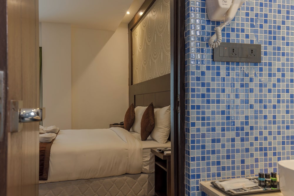 Executive Room - Photo 2