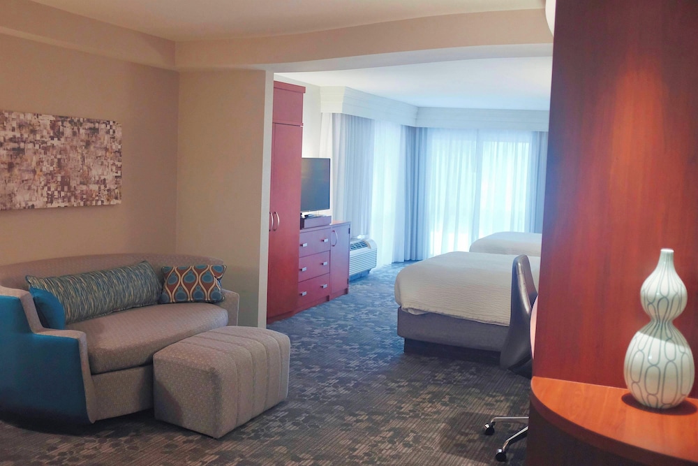 Room, Multiple Beds photo 1